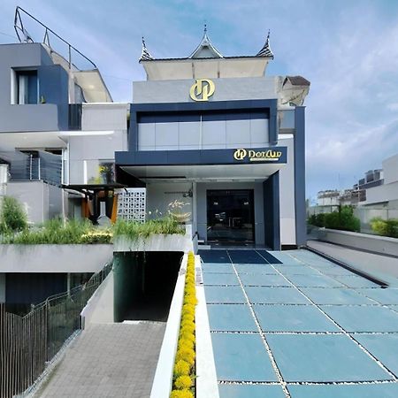 Double D Guesthouse Syariah بوغيتّينغي المظهر الخارجي الصورة