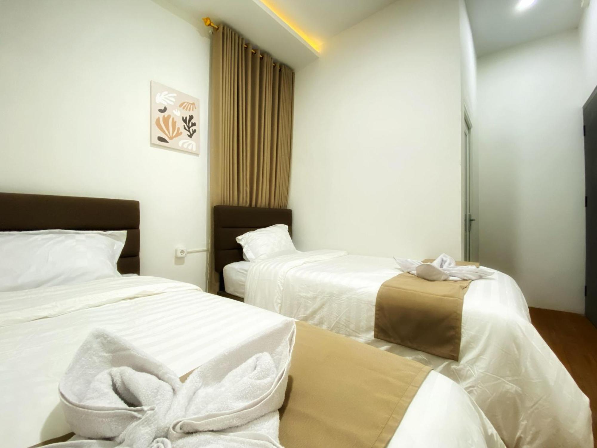 Double D Guesthouse Syariah بوغيتّينغي المظهر الخارجي الصورة
